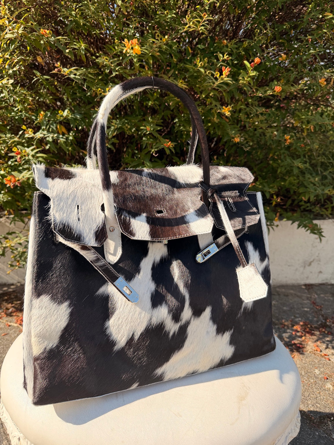The Big Bag Is Back: Large Handbag Trends 2026 | Hide & Heir